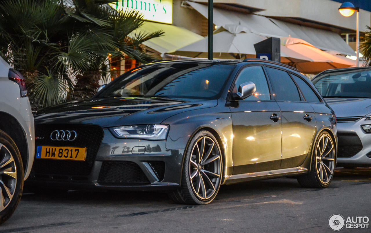 Audi RS4 Avant B8