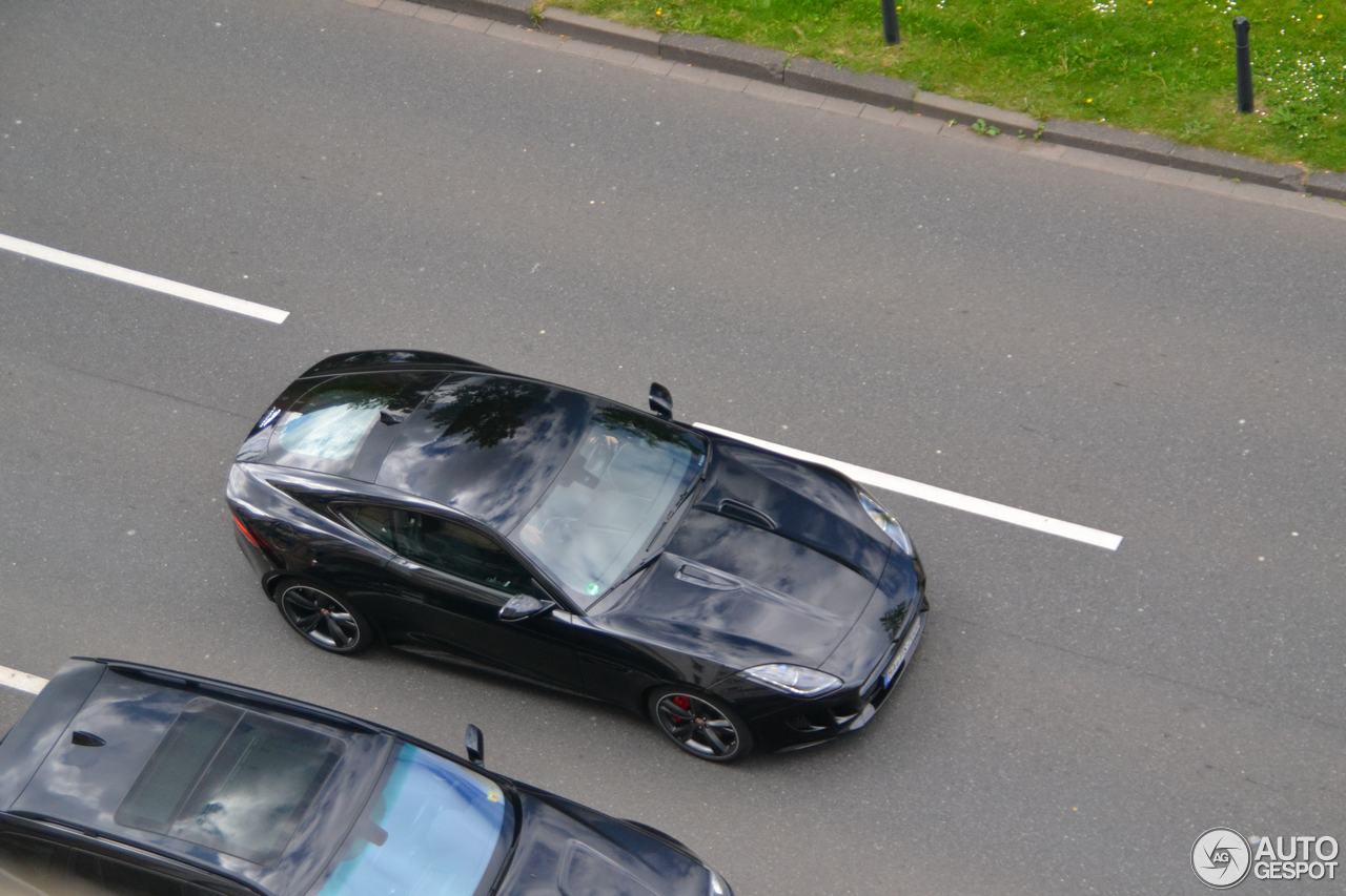 Jaguar F-TYPE R Coupé