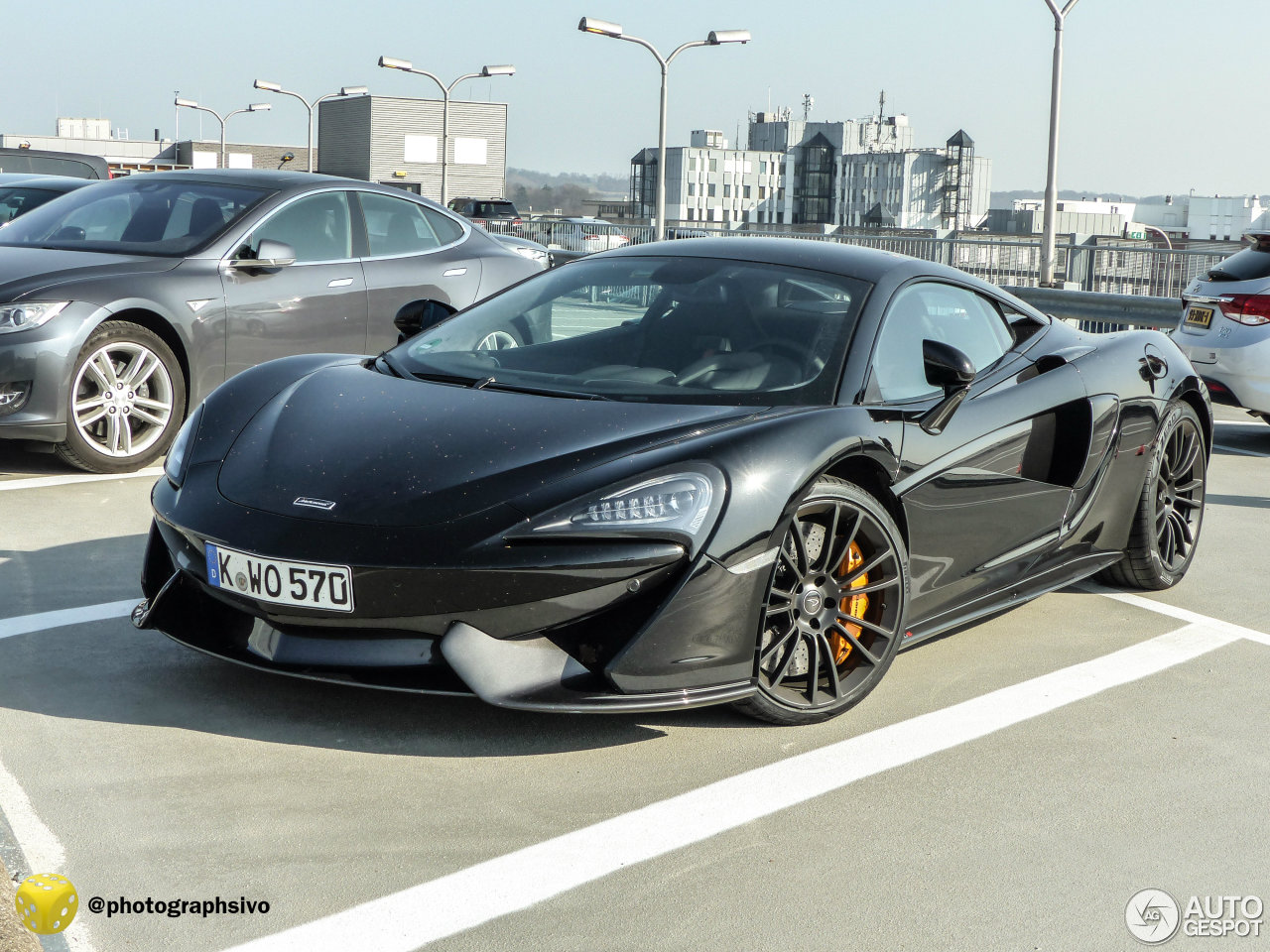 McLaren 570S