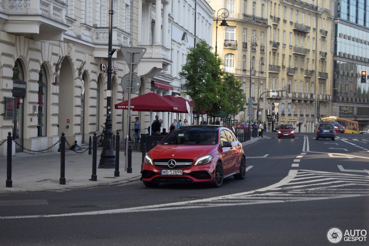 Mercedes-AMG A 45 W176 2015