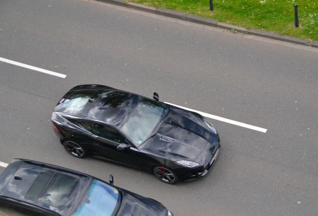 Jaguar F-TYPE R Coupé