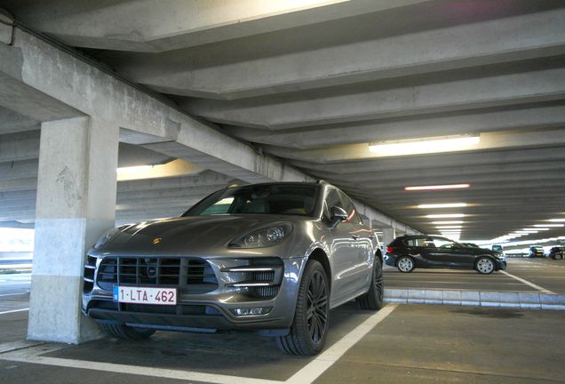 Porsche 95B Macan Turbo