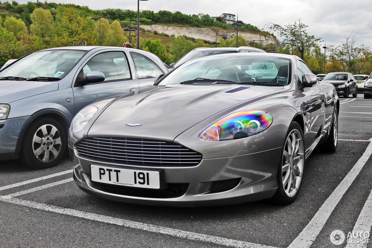 Aston Martin DB9