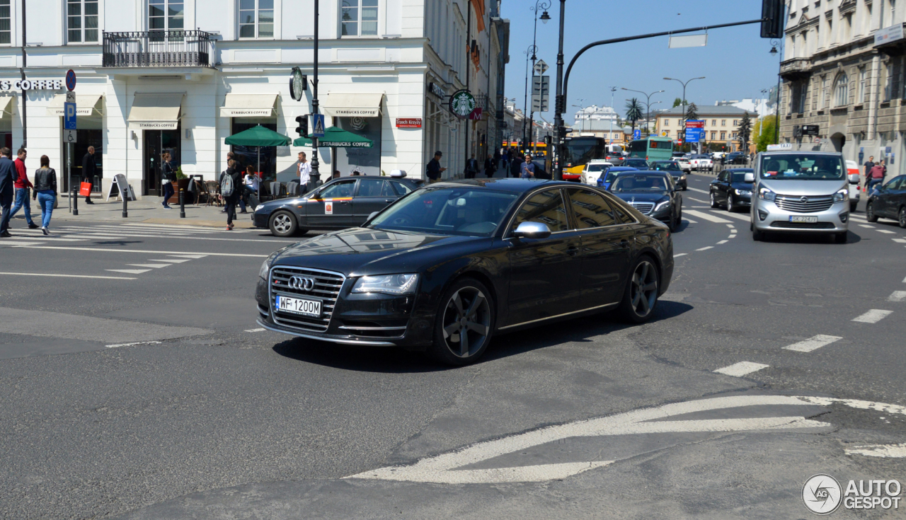 Audi S8 D4