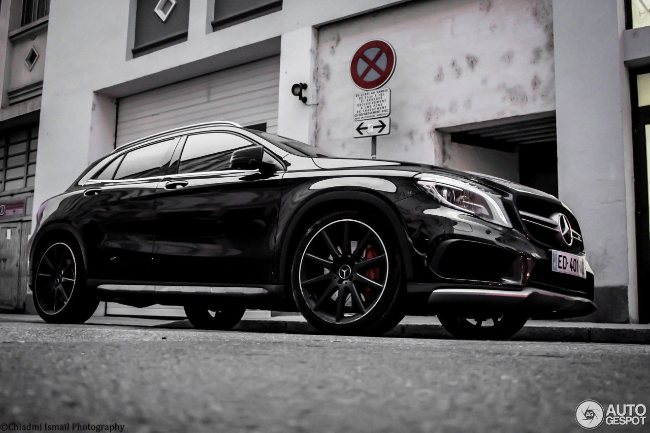 Mercedes-Benz GLA 45 AMG X156