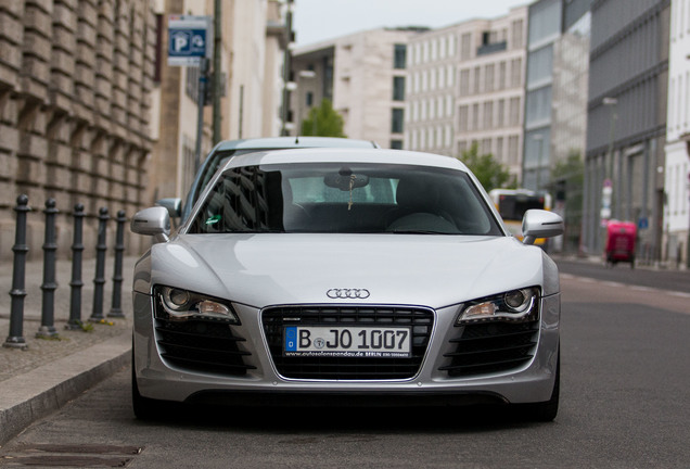 Audi R8