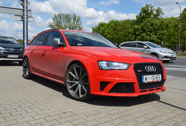 Audi RS4 Avant B8