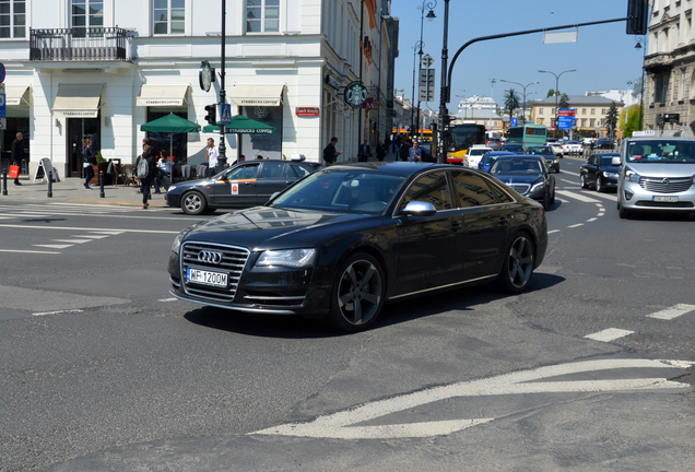 Audi S8 D4