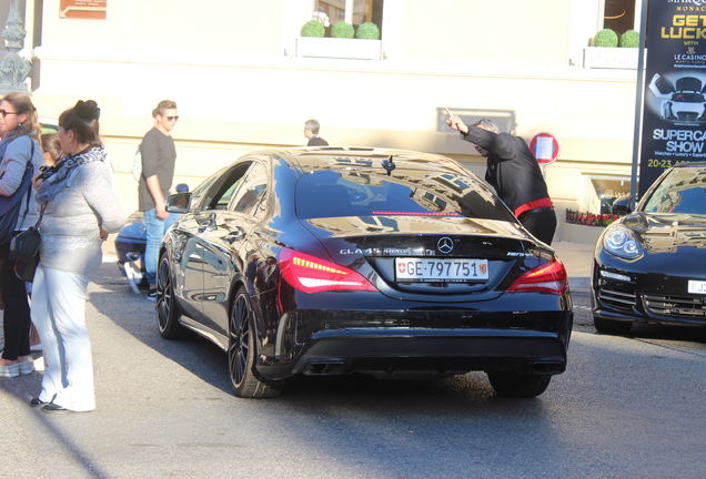 Mercedes-Benz CLA 45 AMG C117