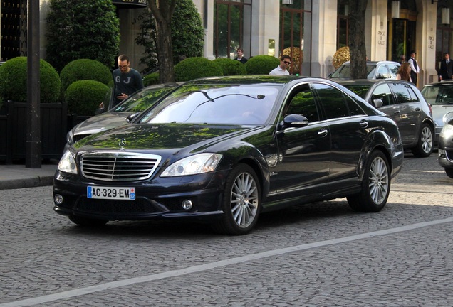 Mercedes-Benz S 63 AMG W221