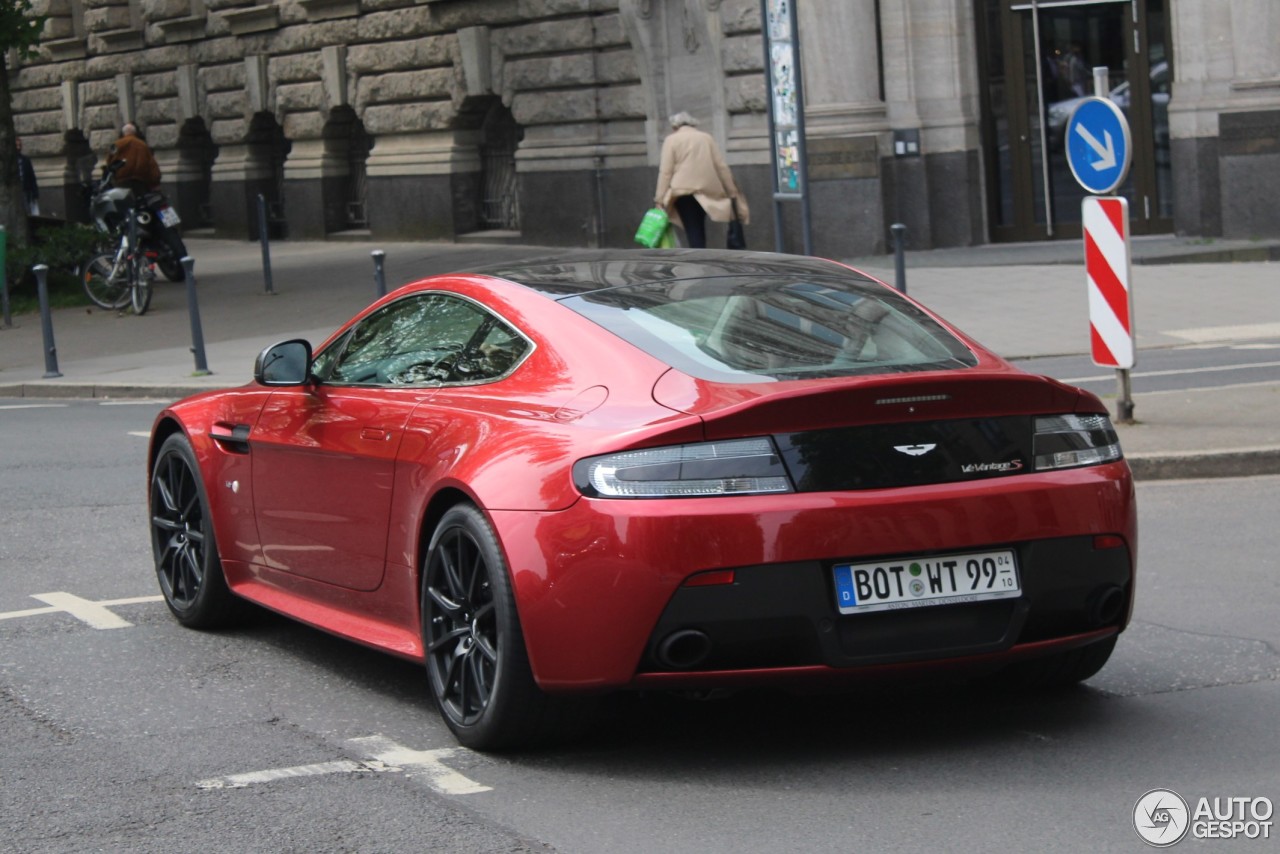 Aston Martin V12 Vantage S