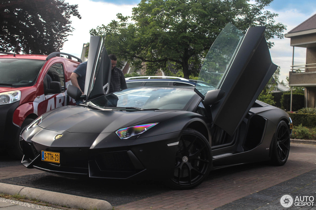 Lamborghini Aventador LP700-4