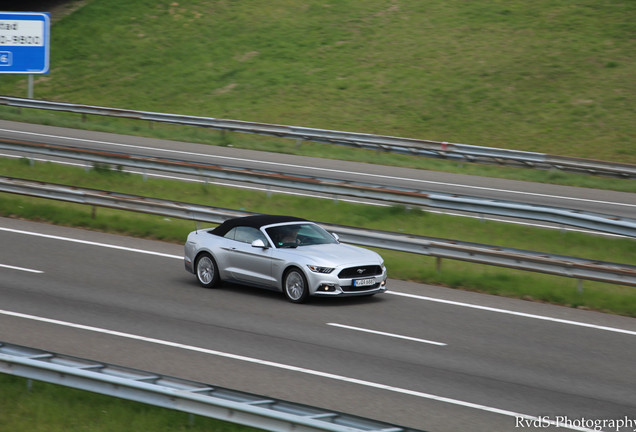 Ford Mustang GT Convertible 2015