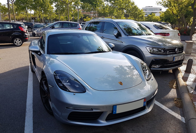 Porsche 718 Cayman S