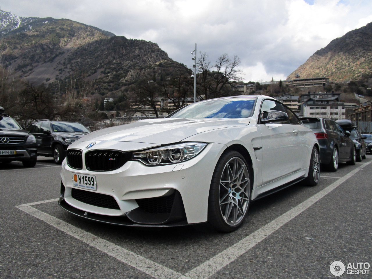 BMW M4 F82 CS