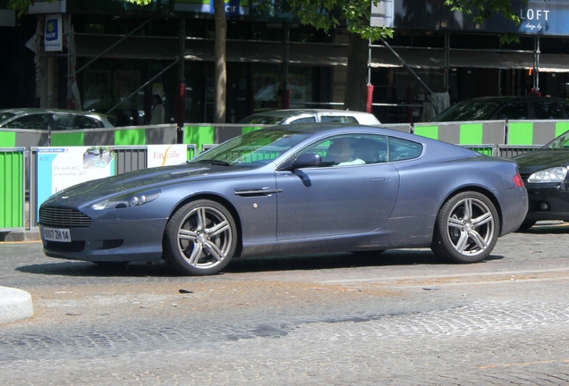 Aston Martin DB9