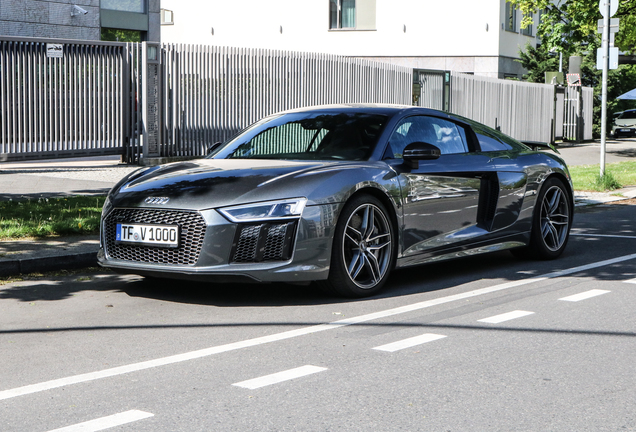 Audi R8 V10 Plus 2015