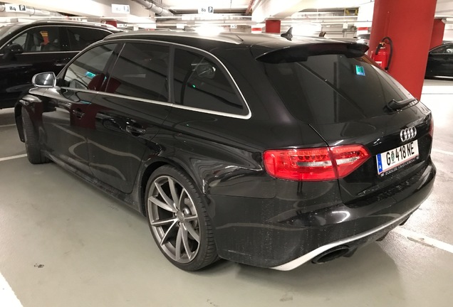 Audi RS4 Avant B8