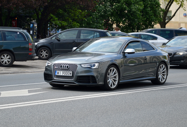 Audi RS5 B8 2012