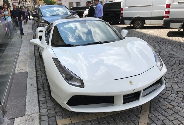 Ferrari 488 Spider