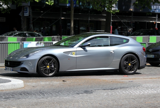 Ferrari FF