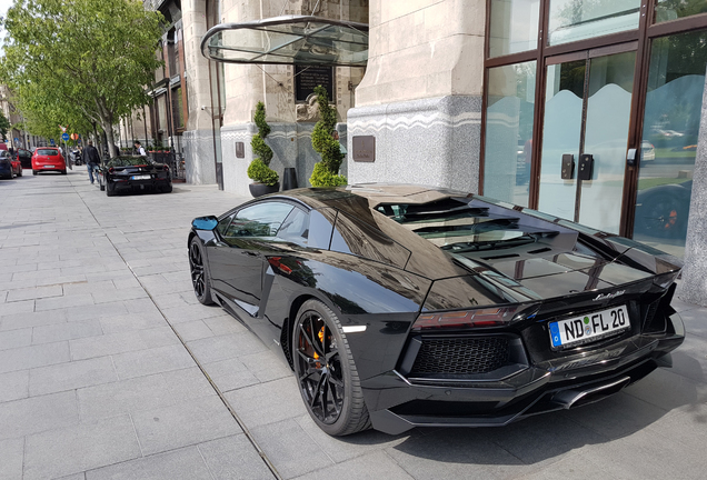 Lamborghini Aventador LP700-4