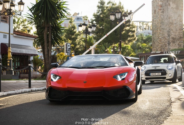 Lamborghini Aventador LP720-4 Roadster 50° Anniversario