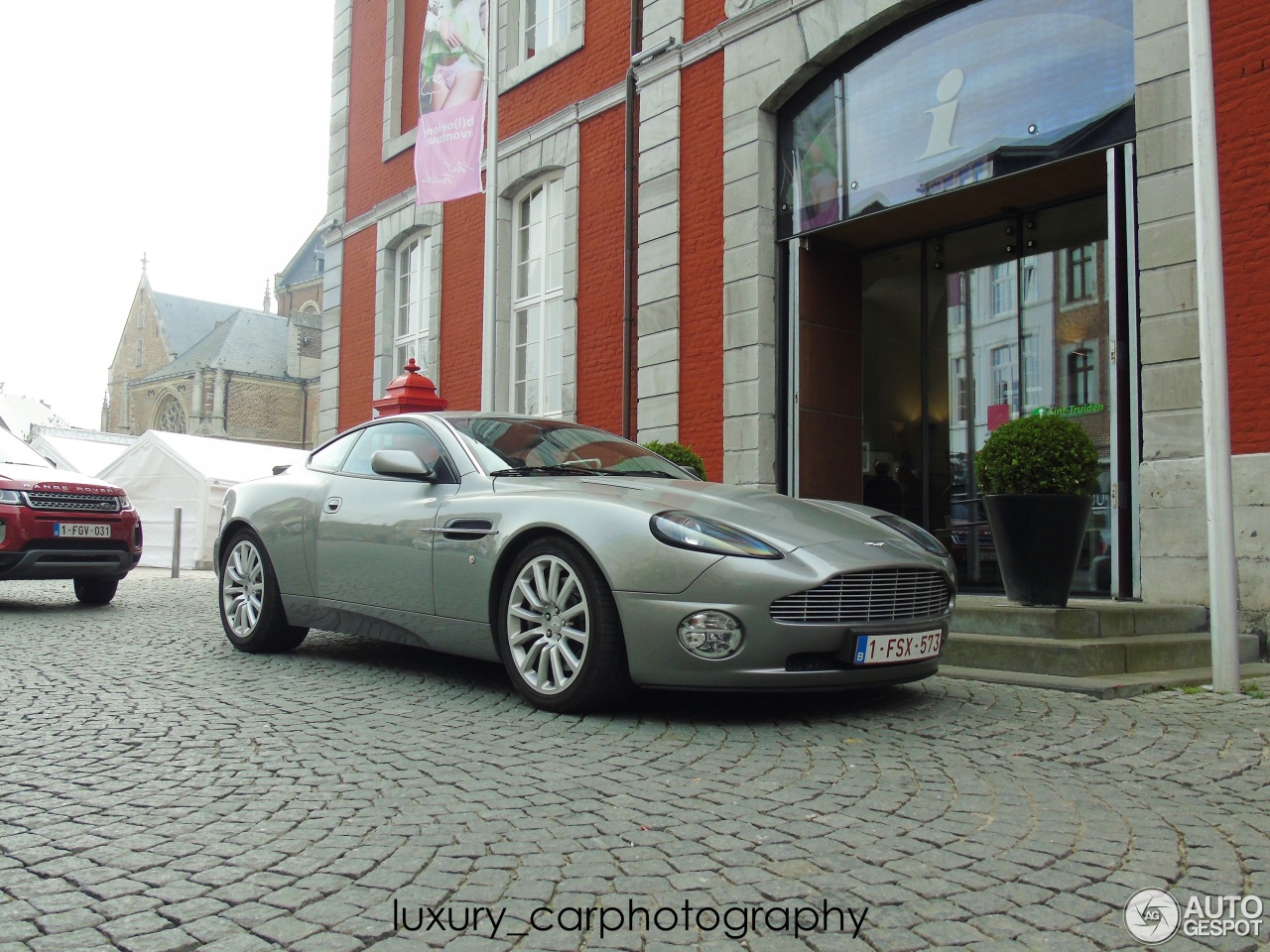 Aston Martin Vanquish