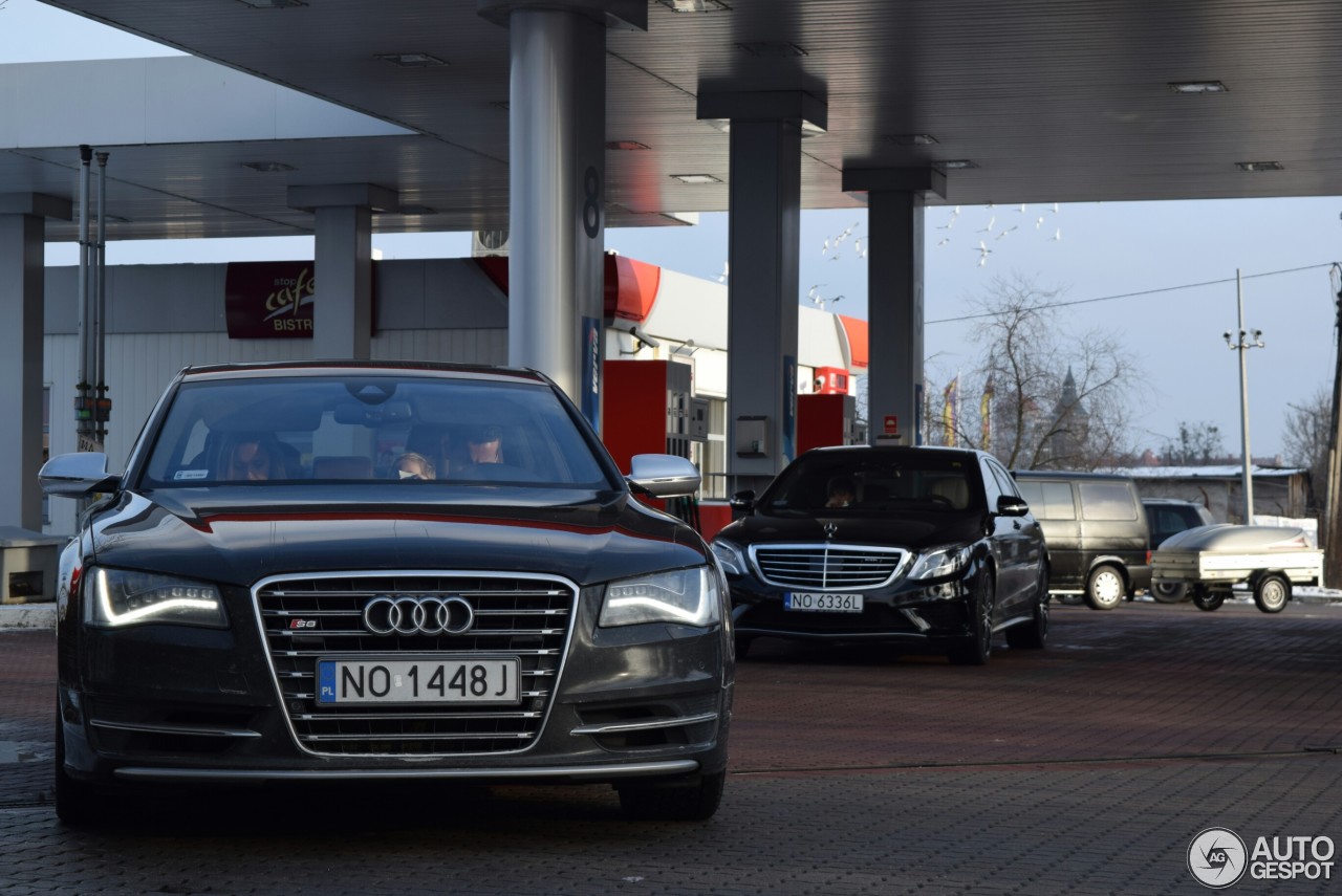 Audi S8 D4