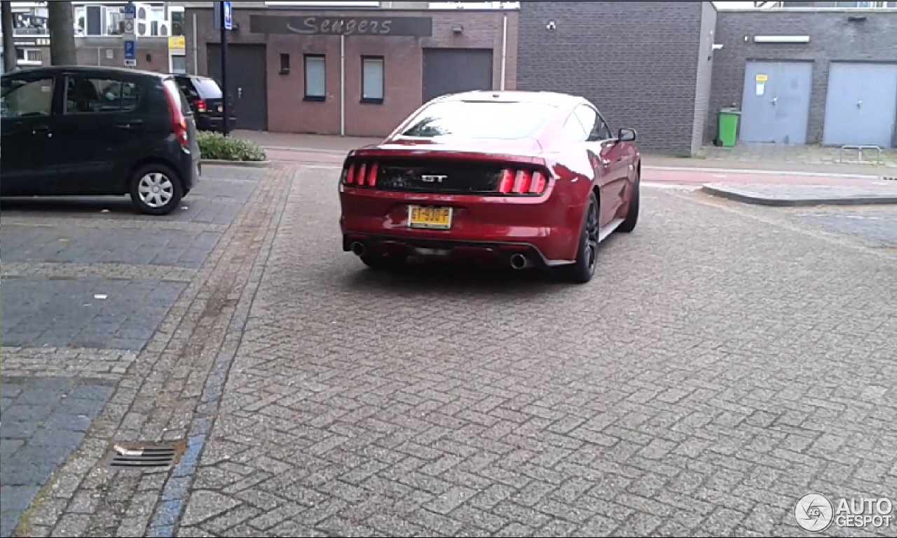 Ford Mustang GT 2015