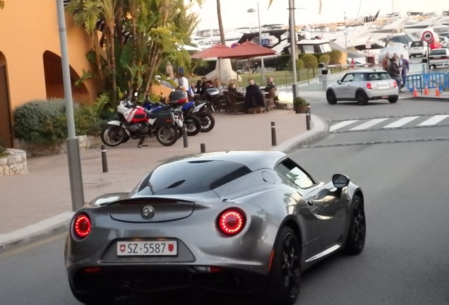 Alfa Romeo 4C Coupé