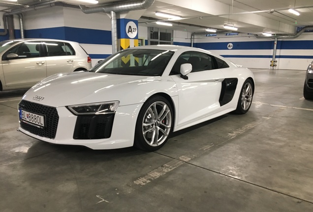 Audi R8 V10 2015