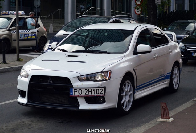 Mitsubishi Lancer Evolution X