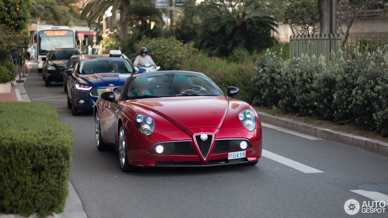 Alfa Romeo 8C Spider