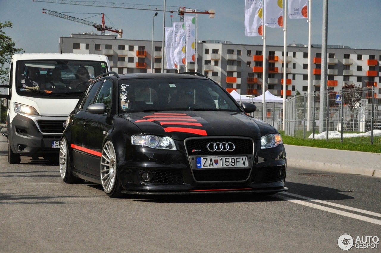 Audi RS4 Avant B7