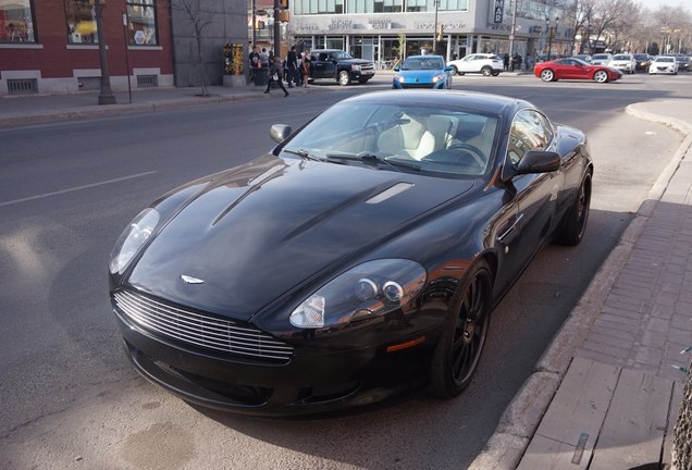 Aston Martin DB9