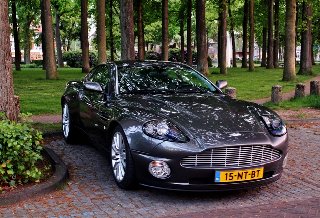 Aston Martin Vanquish