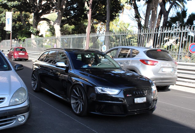 Audi RS4 Avant B8