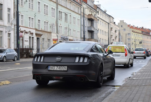 Ford Mustang GT 2015