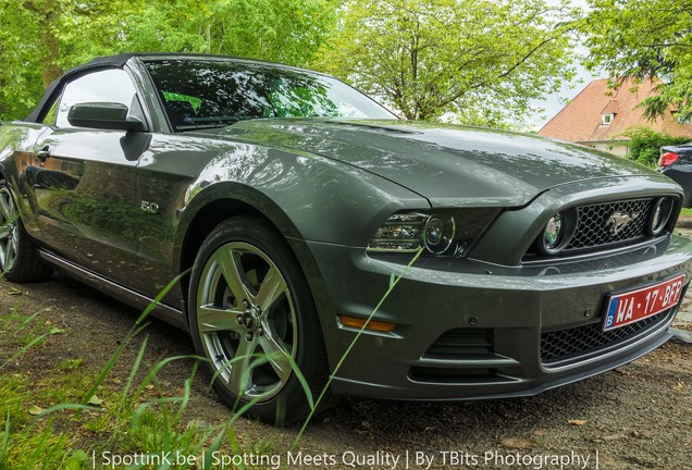 Ford Mustang GT Convertible 2013