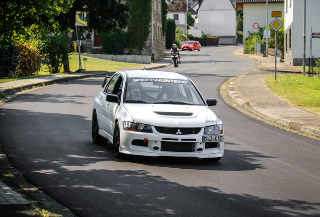 Mitsubishi Lancer Evolution IX