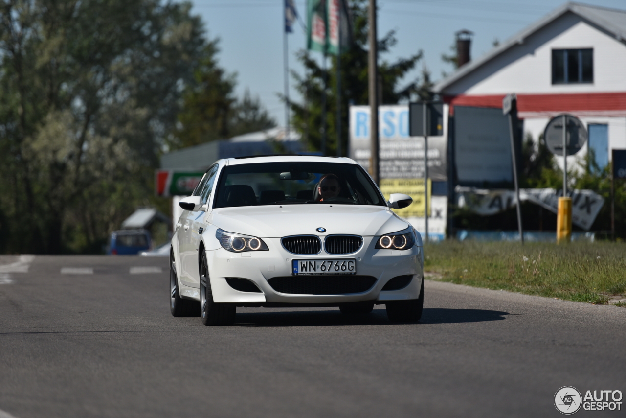 BMW M5 E60 2007