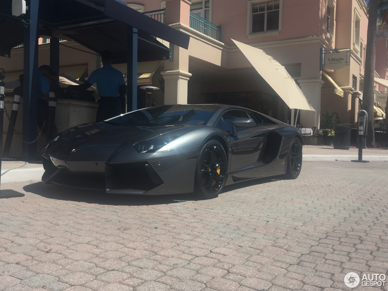 Lamborghini Aventador LP700-4