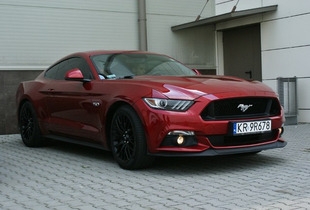 Ford Mustang GT 2015