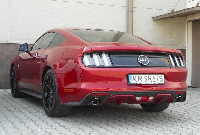 Ford Mustang GT 2015