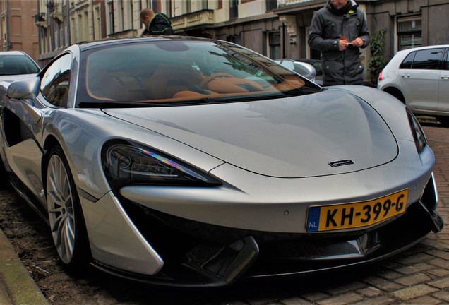 McLaren 570GT