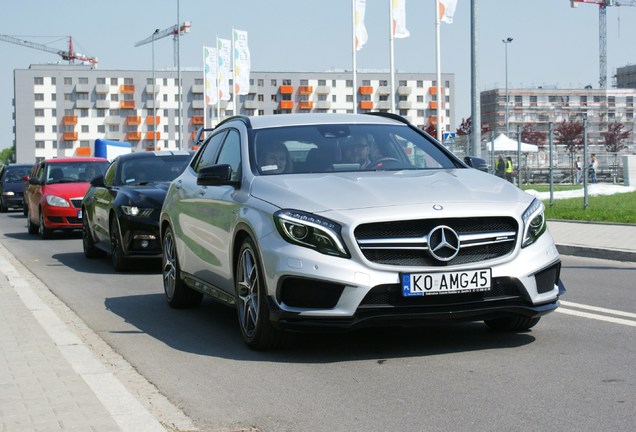 Mercedes-AMG GLA 45 X156