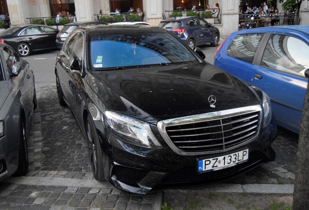 Mercedes-AMG S 63 V222