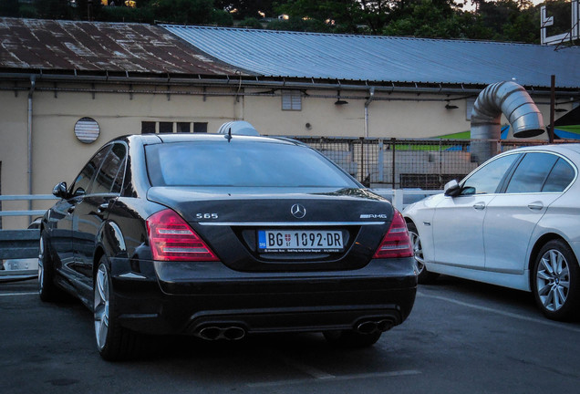 Mercedes-Benz S 65 AMG V221