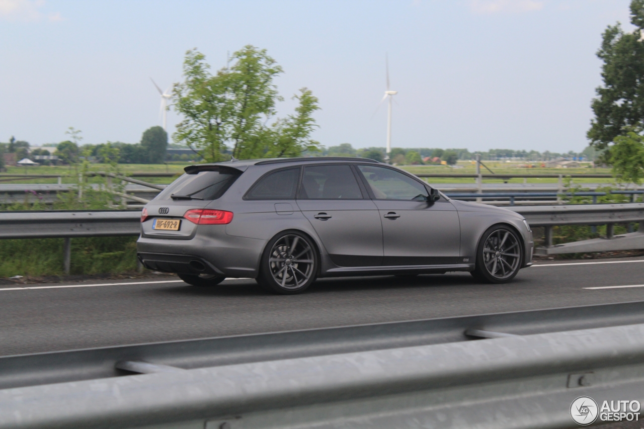 Audi RS4 Avant B8